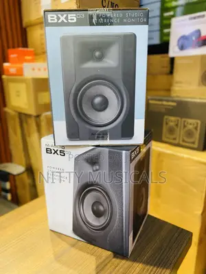 BX5D3 M-Audio 5” Bi-Amped Studio Monitor Speakers