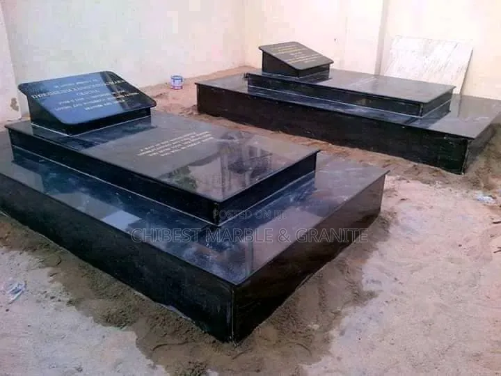 Grave Design With Marble Best Quality