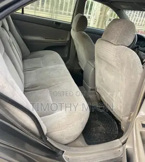 Toyota Camry 2004 Gray