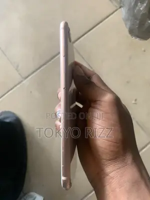 Apple iPhone 8 Plus 64 GB White