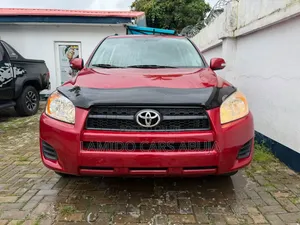 Toyota RAV4 2010 Red