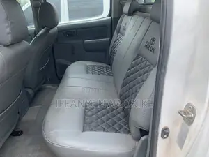 Toyota Hilux 2014 White