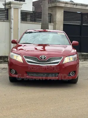 Toyota Camry LE 4dr Sedan (2.5L 4cyl 6AM) 2010 Red