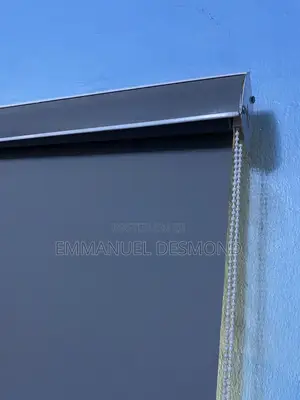 4 High Quality Window Blinds