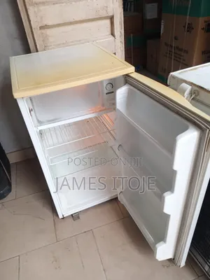LG Fridge 121