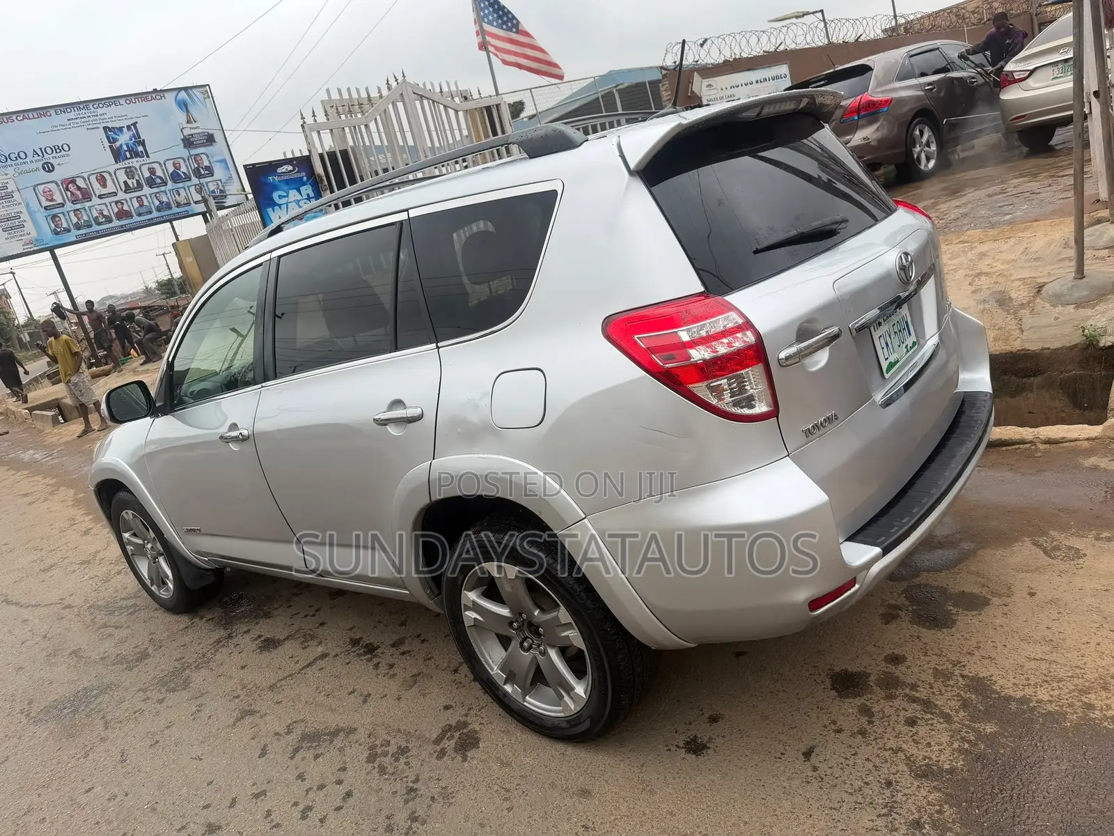 Toyota RAV4 2011 Silver