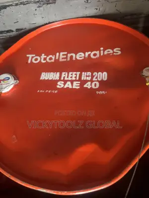 Totalenergies Rubia Fleet HD 200 SAE 40 Drum//205L
