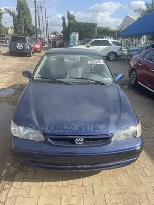 Toyota Corolla 1999 Blue