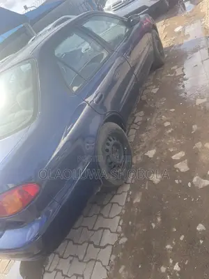 Toyota Corolla 1999 Blue