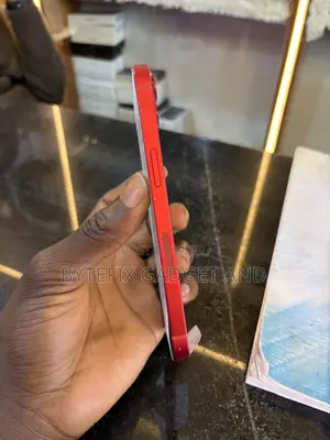 Apple iPhone 13 128 GB Red