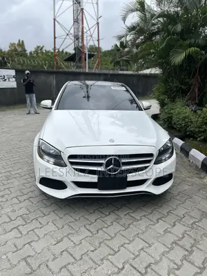 Mercedes-Benz C300 2017 White