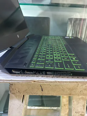 Laptop HP Pavilion 15 16GB Intel Core i5 HDD+SSD 1T