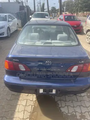 Toyota Corolla 1999 Blue