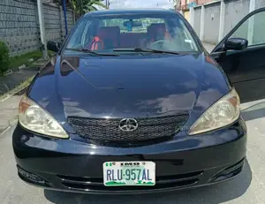 Toyota Camry 2004 Gray