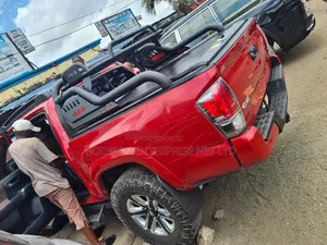 Manual Rolling Boot Cover With Off-Road 4x4 Bar for Tacoma ":$#