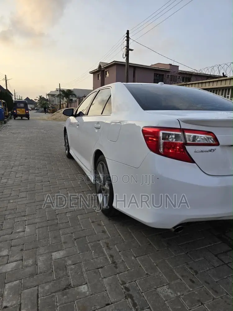 Toyota Camry 2012 White