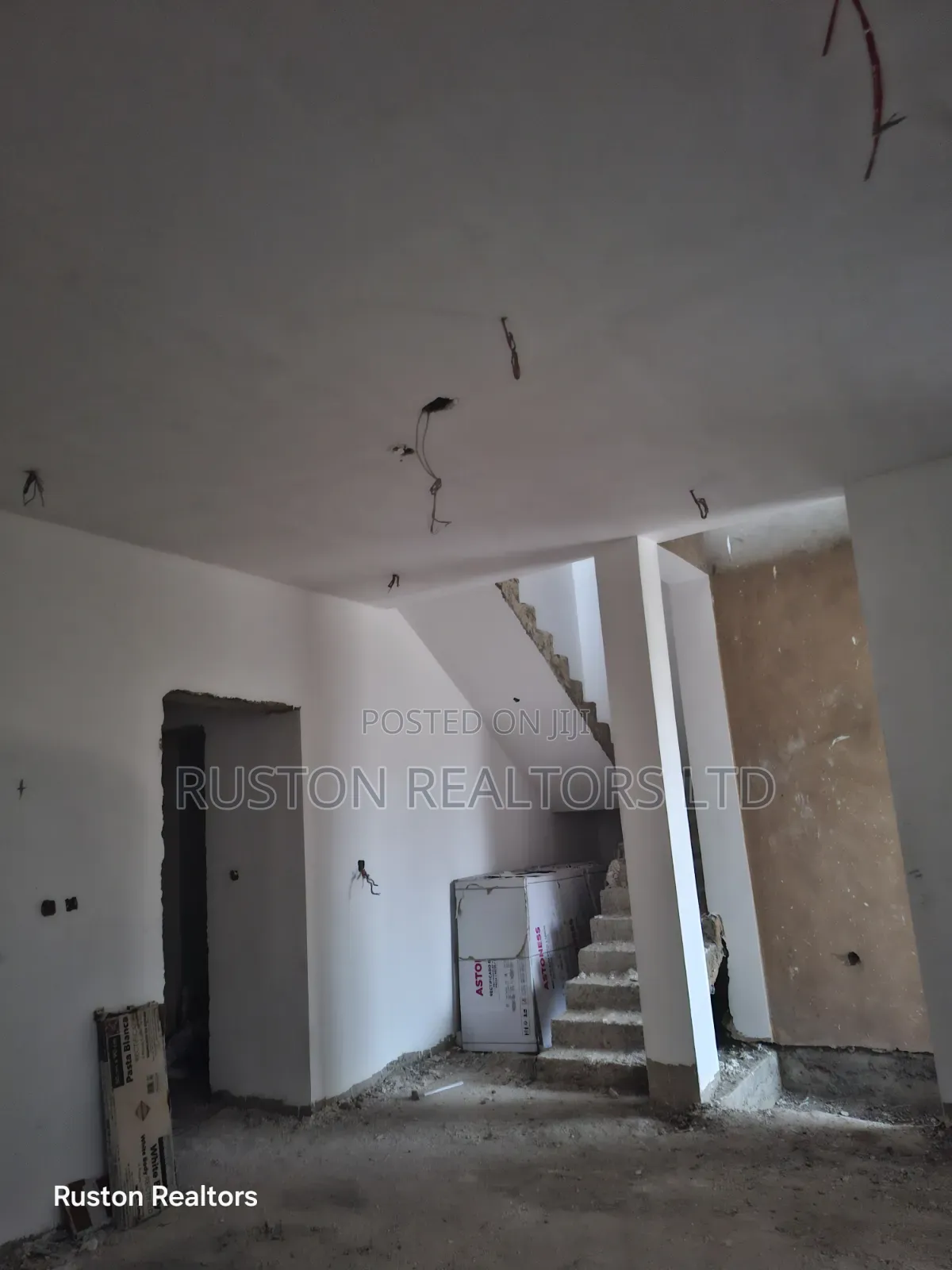 4bdrm Duplex in Ikeja GRA for Sale