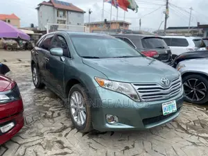 Toyota Venza 2010 Green