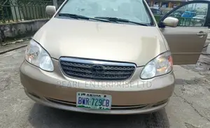 Toyota Corolla 2002 Gold