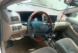 Toyota Corolla 2002 Gold