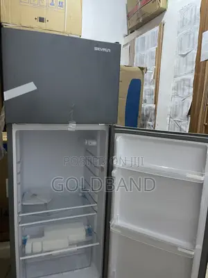 Skyrun 200L Top Mount Fridge for Food & Beverage Storage