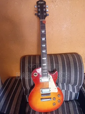 Singer Les Paul Guitar