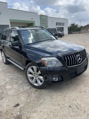 Mercedes-Benz GLK-Class 2011 Black