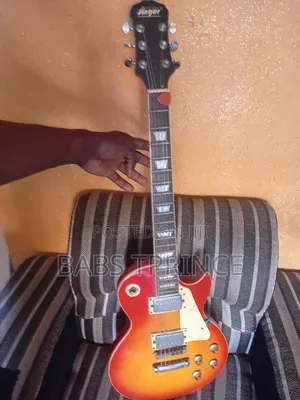 Singer Les Paul Guitar