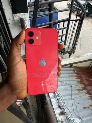 Apple iPhone 12 64 GB Red