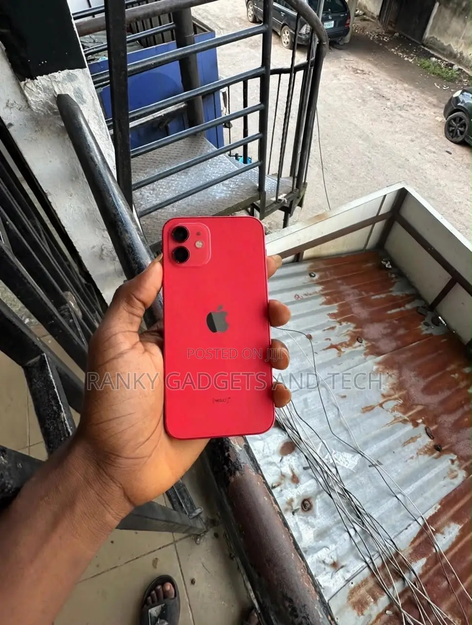 Apple iPhone 12 64 GB Red