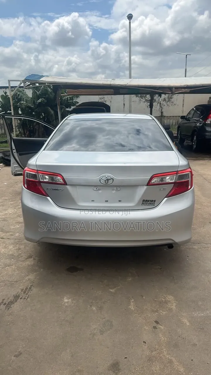 Toyota Camry 2013 Silver
