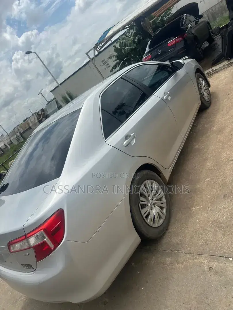 Toyota Camry 2013 Silver