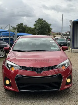 Toyota Corolla S 4dr Sedan (1.8L 4cyl CVT) 2016 Red
