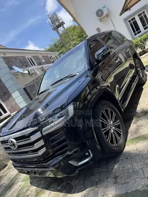 Toyota Land Cruiser 5.7 V8 VX-S 2013 Black