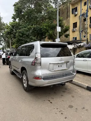Lexus GX 460 Base 2018 Silver