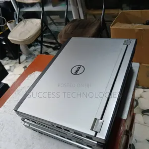Laptop Dell Latitude 3330 4GB Intel Pentium SSD 128GB