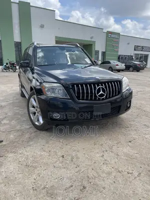 Mercedes-Benz GLK-Class 2011 Black