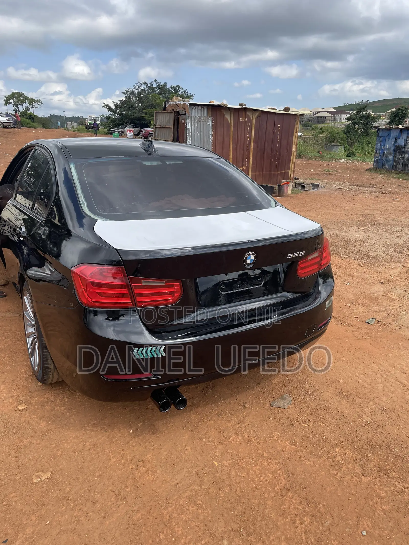 BMW 320i Sedan RWD 2013 Black