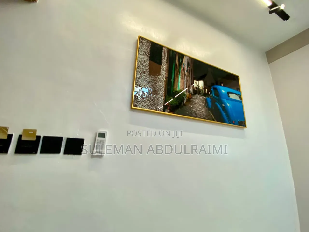One Bedroom Flat Service Apartment