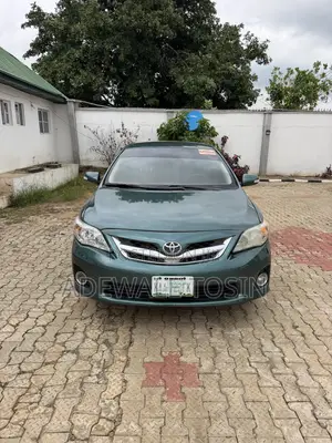 Toyota Corolla L 4dr Sedan (1.8L 4cyl 5M) 2012 Green
