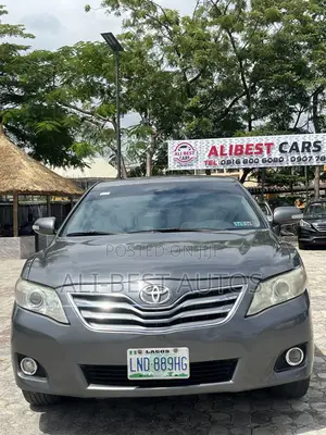 Toyota Camry 2009 Gray