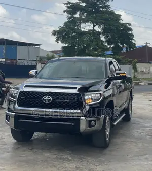 Toyota Tundra Double Cab 4x4 Limited 2012 Black
