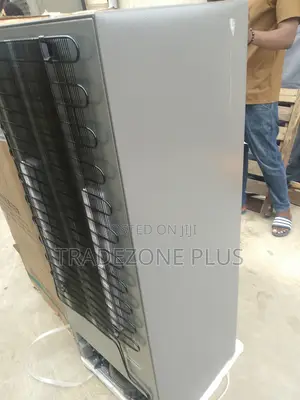 Hisense 190L Standing Freezer – Convenient Storage Appliance