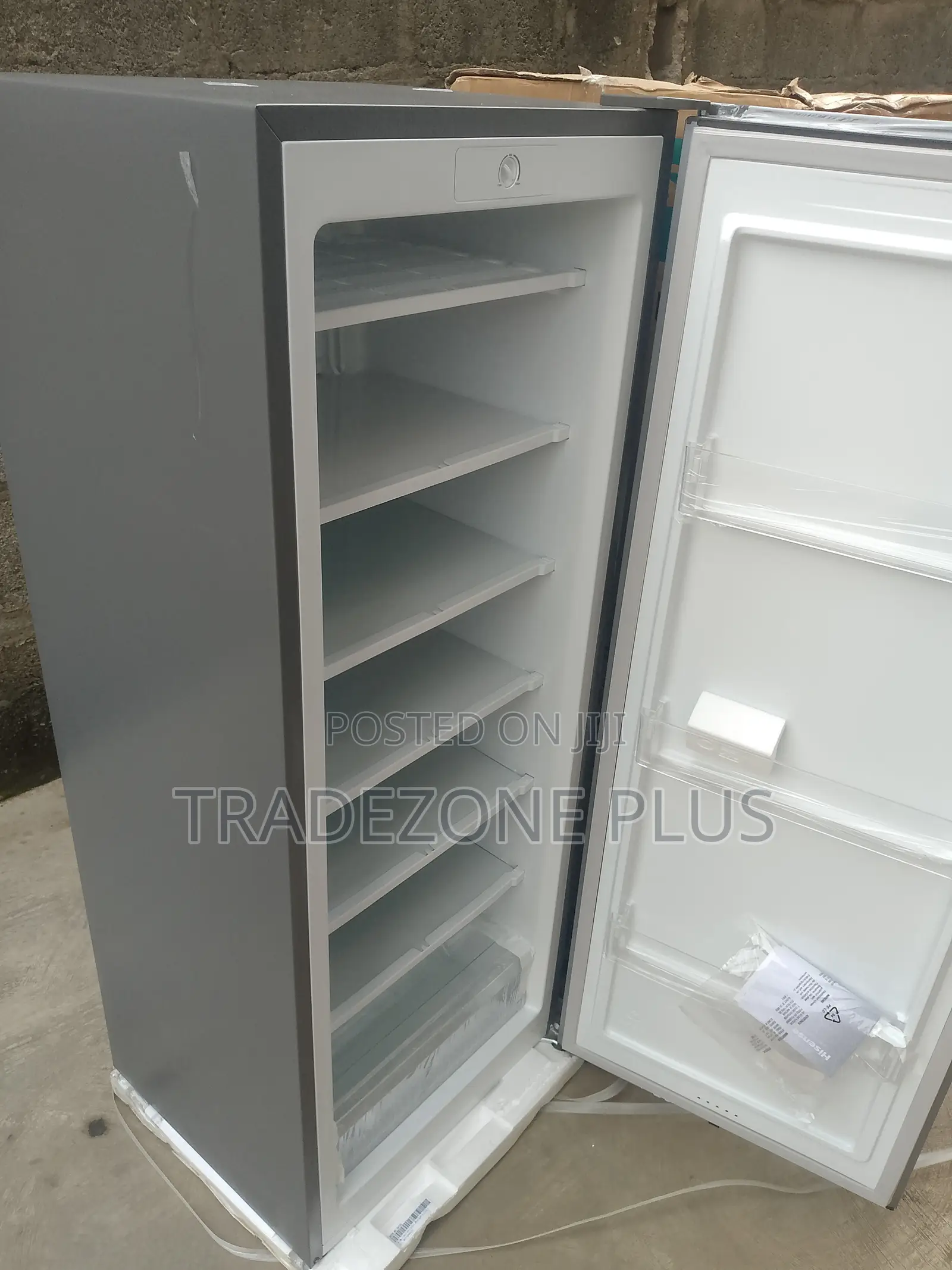 Hisense Standing Freezer – 190L Capacity
