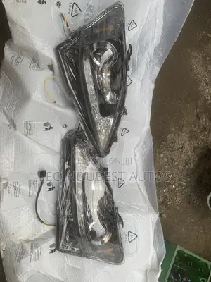 Upgrade Head Lights Lexus Is250 Available