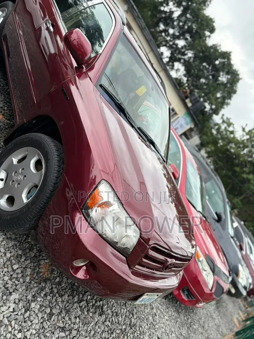 Toyota Highlander 2004 Red