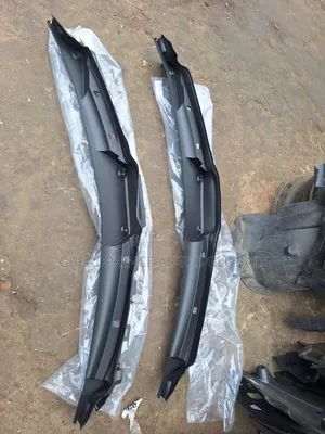 Wipper Plastic Cover ML350 166
