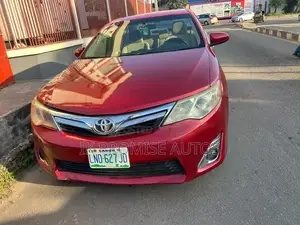 Toyota Camry 2014 Red