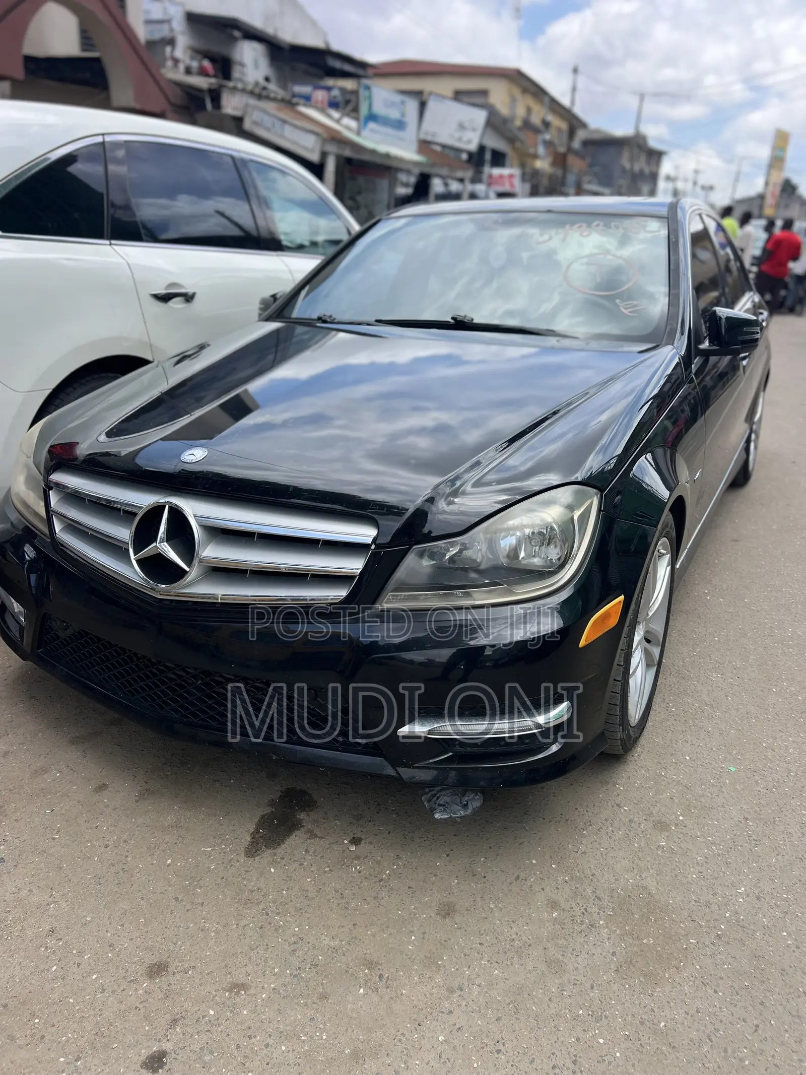 Mercedes-Benz C250 2012 Black
