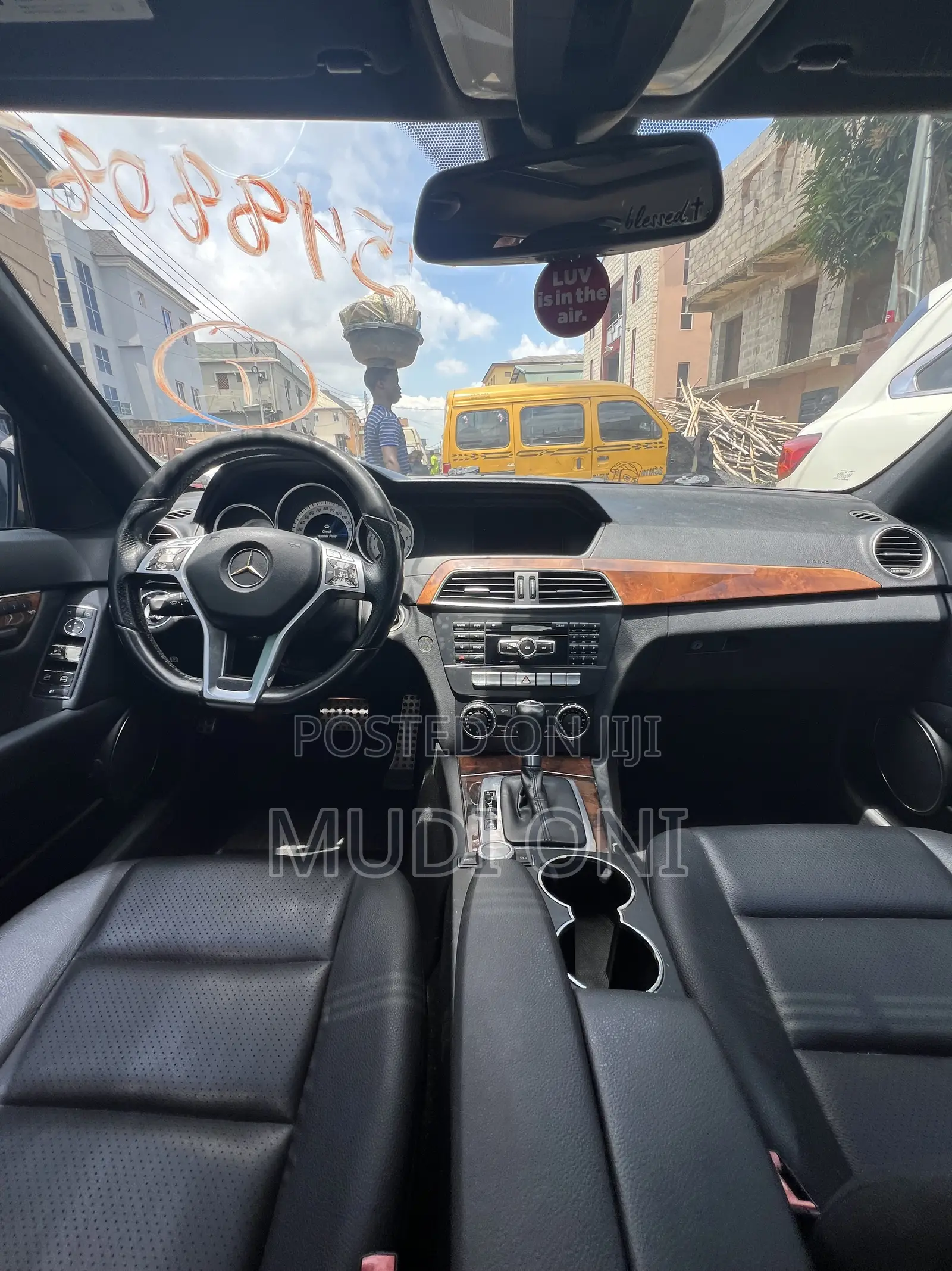 Mercedes-Benz C250 2012 Black